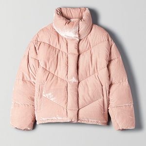 SOLD Aritzia Wilfred Cloud Puff Down Puffer Coat in Pink Velvet